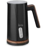 Izzy IZ-6201 Συσκευή για Αφρόγαλα Ματ Μαύρη 224136 300ml ΕΩΣ 12 ΔΟΣΕΙΣ